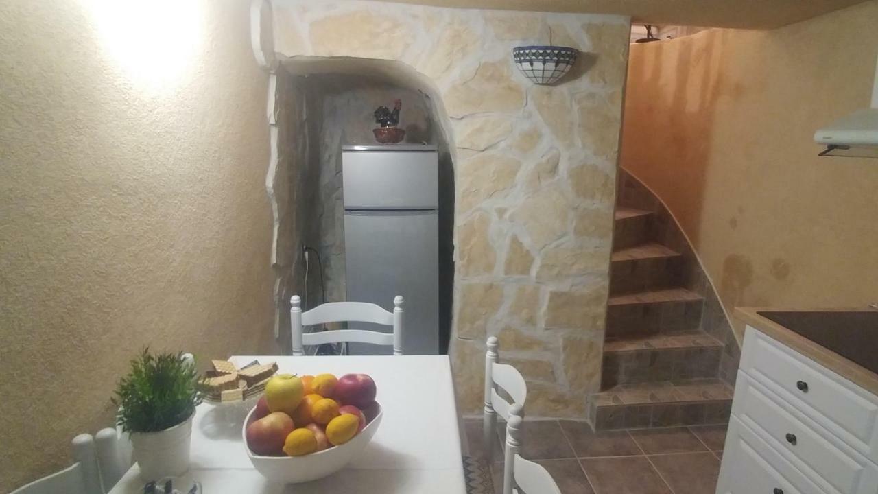 Apartman Verbenia Vrbnik Exterior foto